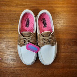 NWT Skechers Goga Mat On-The-Go White/Pink/Brown Women(6.0) Boat Shoes